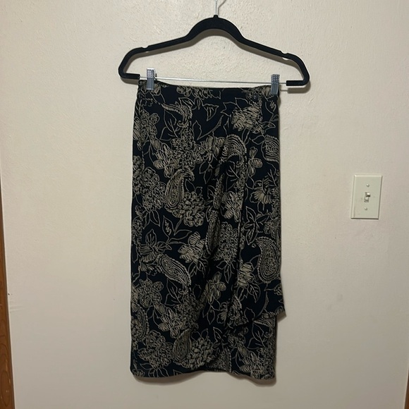 VINTAGE‎ 90’s Wool MaxMara Floral Print Skirt Size 6 - Picture 1 of 7